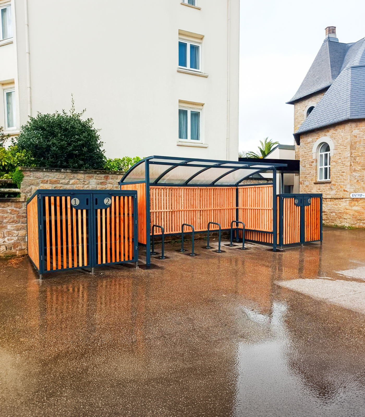 Abris vélos & équipements