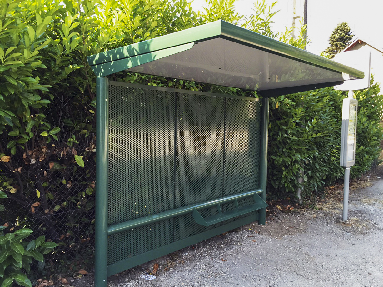 Réalisation Panocolor : Abribus : Lythe Anti Vandalisation