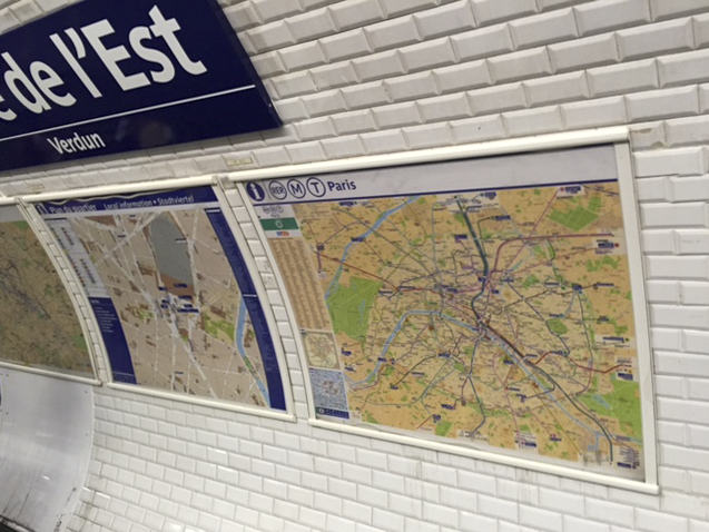 Affichage dans le métro parisien Panocolor