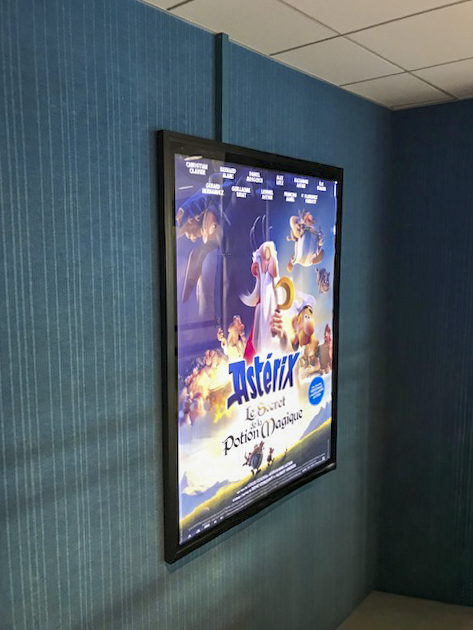 Affichage cinéma Panocolor : panneau led CH42